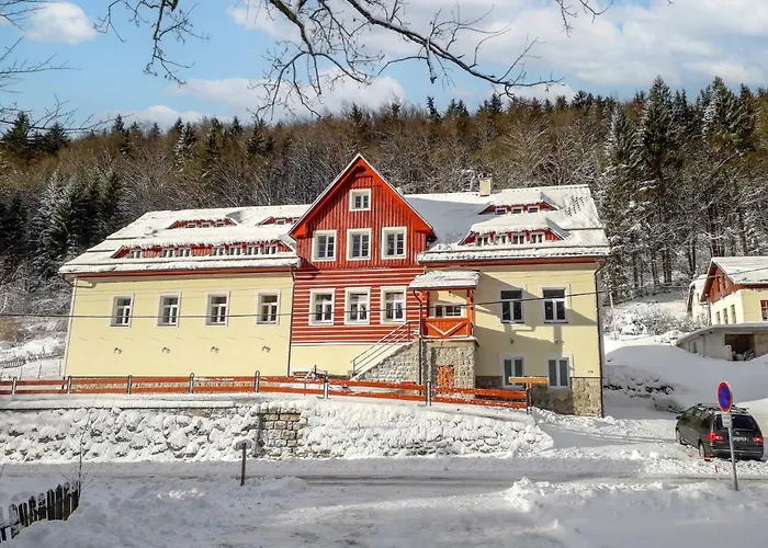 Apartamento Mumlavsky Vodopad By Interhome Desná